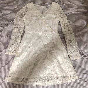 Women's HOLLISTER white/cream lace dress size S